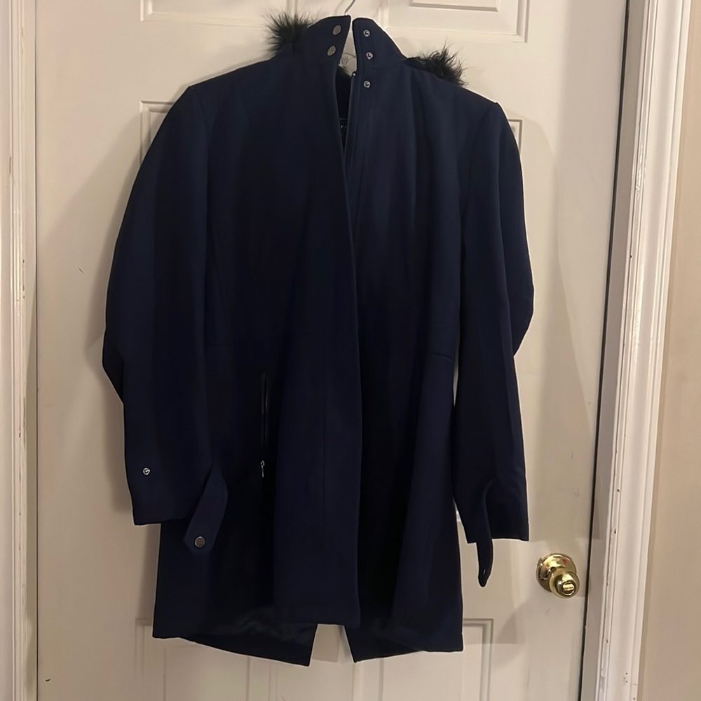 XL Metaphor coat with removable hood.